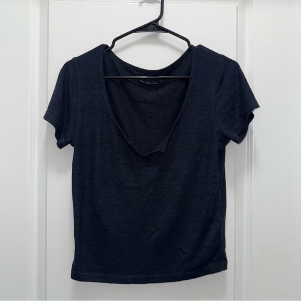 Abercrombie & Fitch Navy Blue Notch Neck T-Shirt